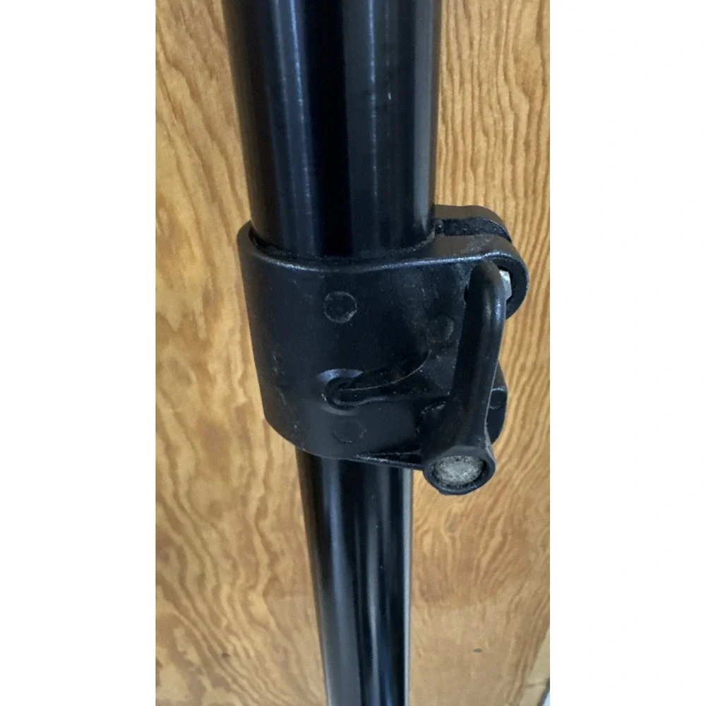 Manfrotto by Bogen 3 section 3231 Monopod | built-in leg base 27